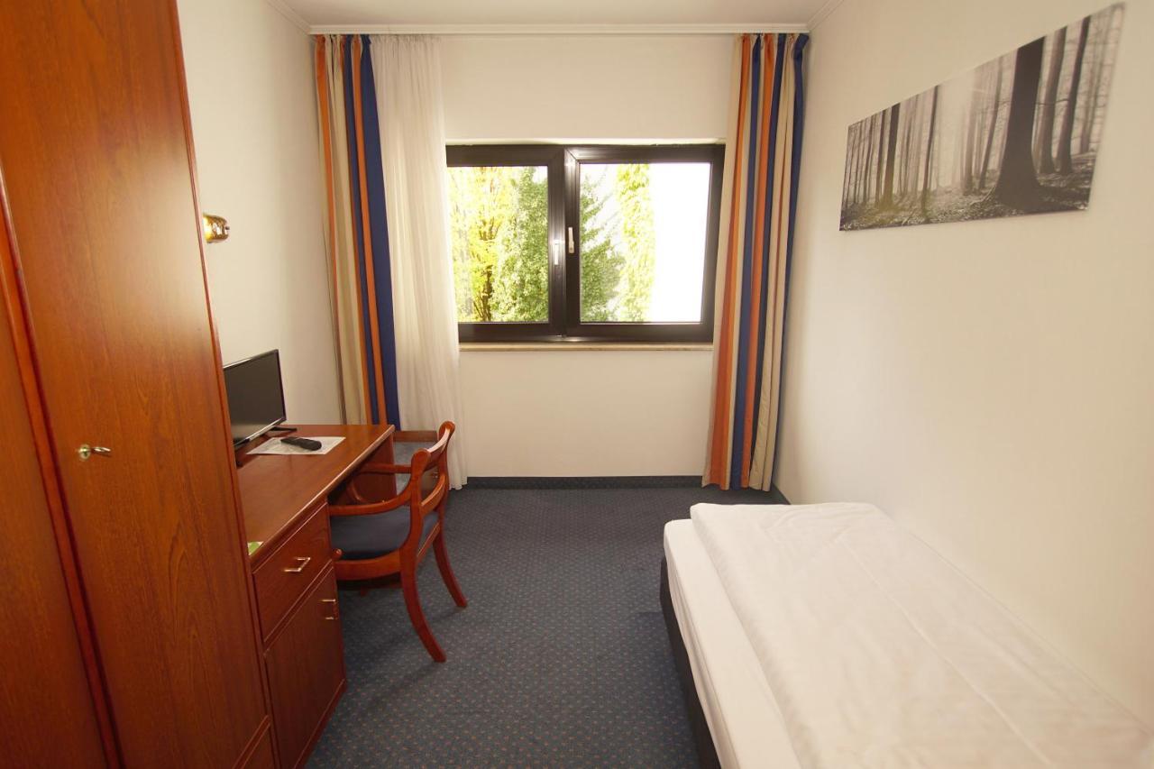 Gut-Hotel Tannenhof Haiger Room photo